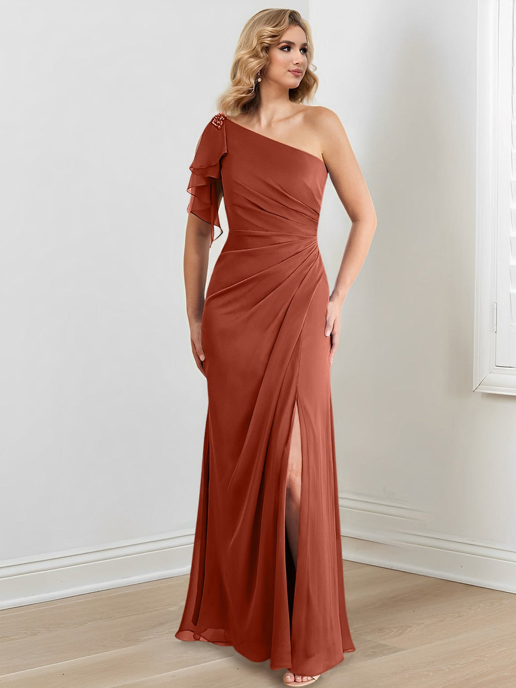 Vestidos para madre de la novia con corte tubo/columna, un hombro al aire y largo hasta el suelo