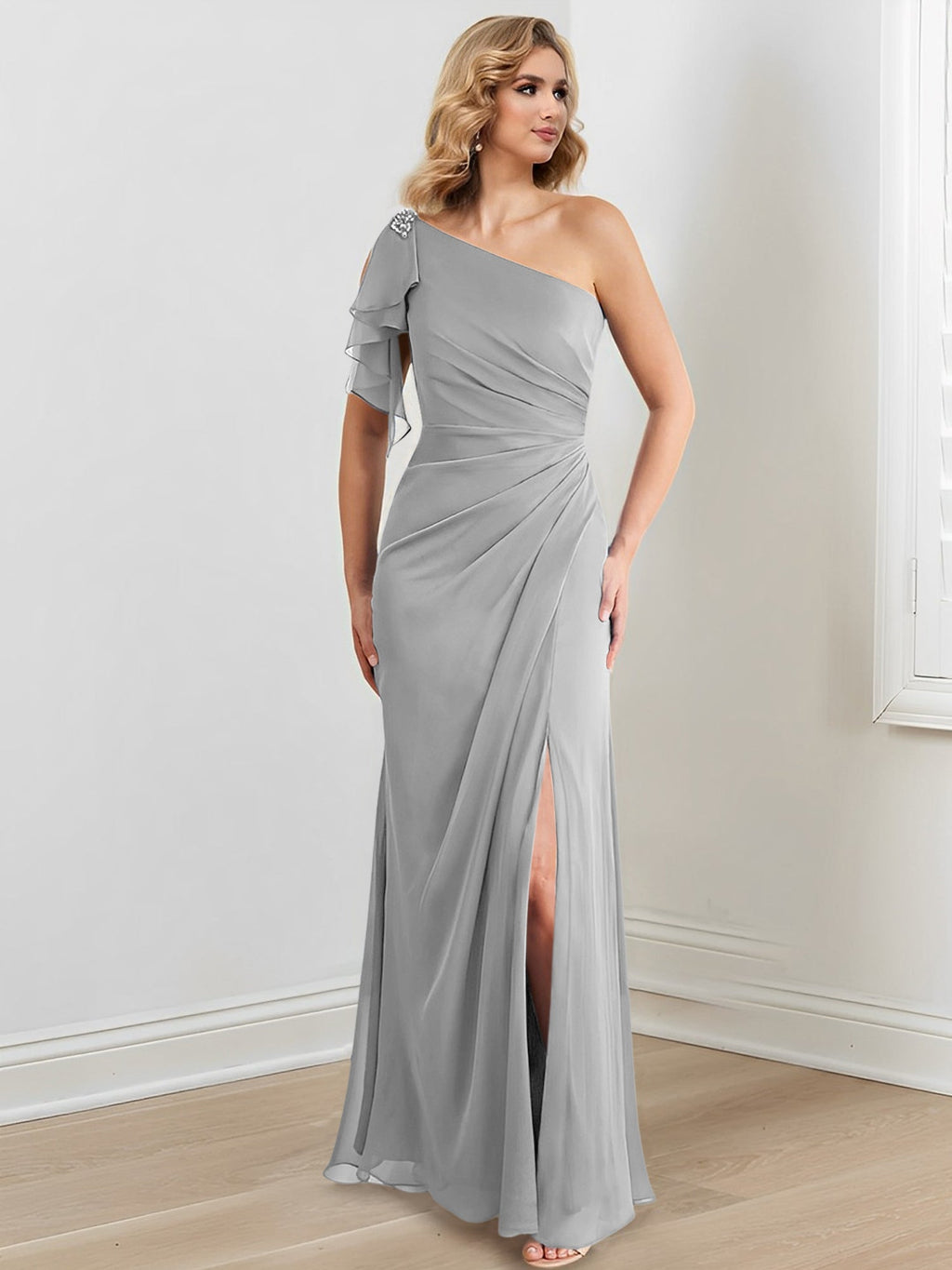 Vestidos para madre de la novia con corte tubo/columna, un hombro al aire y largo hasta el suelo