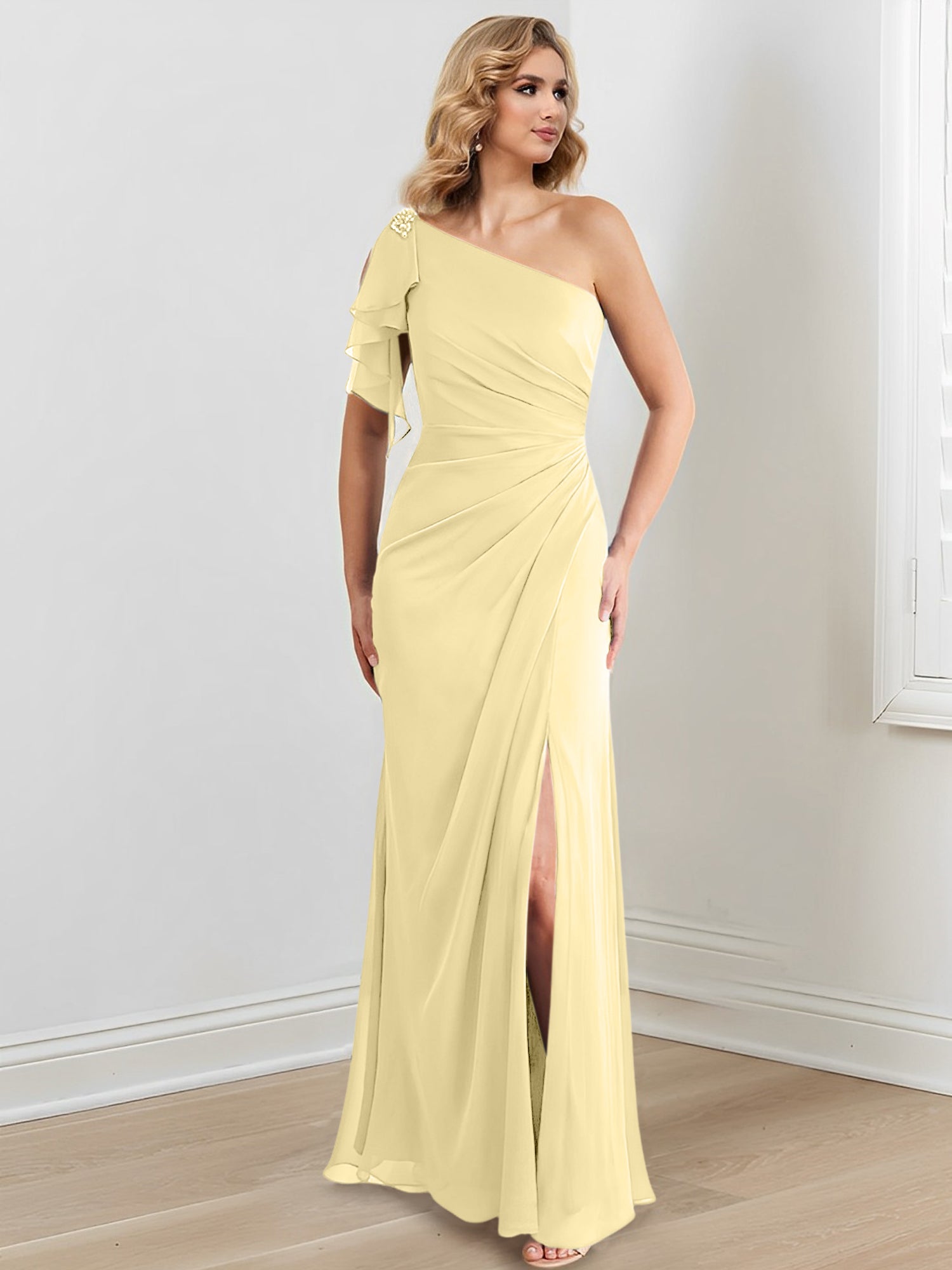 Vestidos para madre de la novia con corte tubo/columna, un hombro al aire y largo hasta el suelo