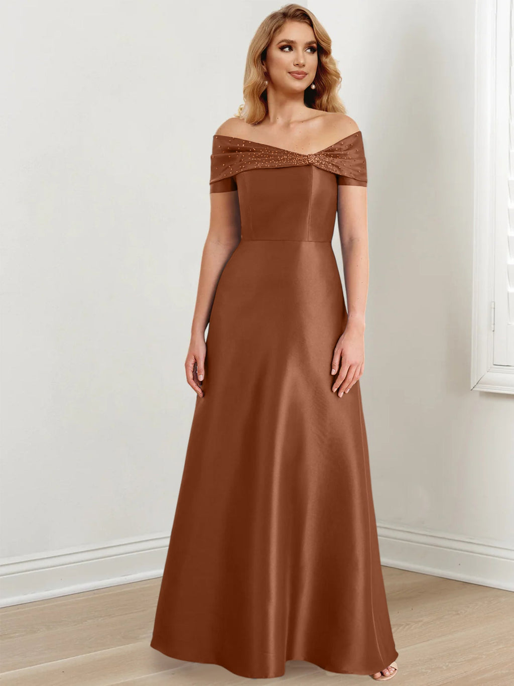 Vestidos de madre de la novia de corte A/princesa, hombros descubiertos y largo hasta el suelo