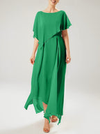 Vestidos de madre de la novia con mangas cortas, corte tubo/columna y borlas