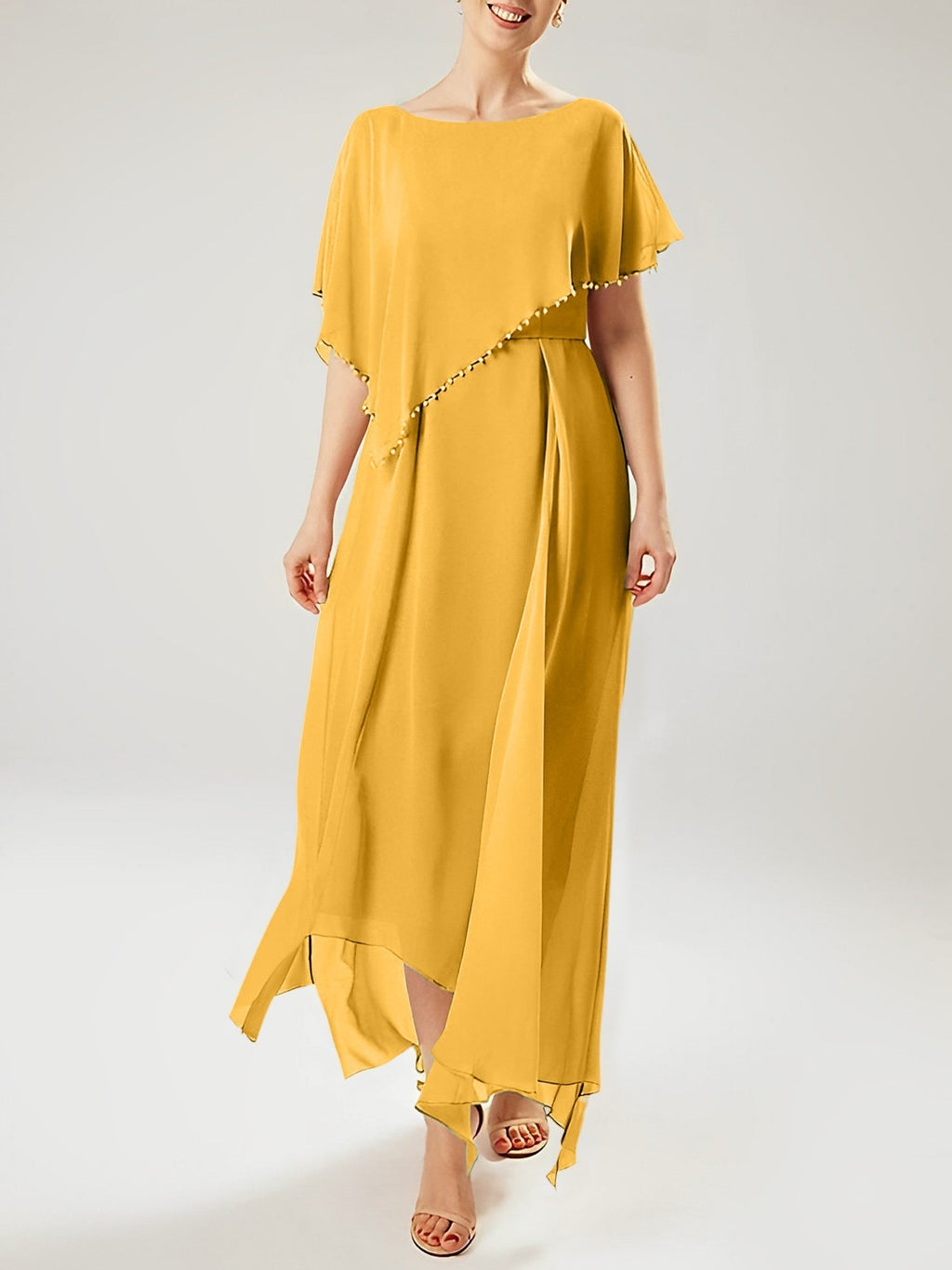 Vestidos de madre de la novia con mangas cortas, corte tubo/columna y borlas