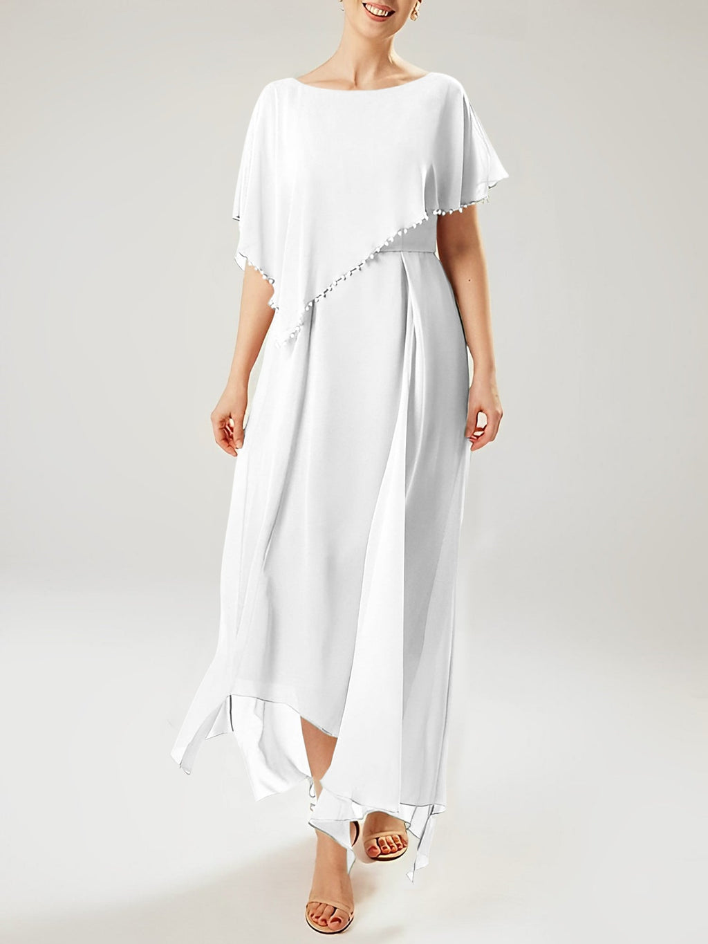 Vestidos de madre de la novia con mangas cortas, corte tubo/columna y borlas