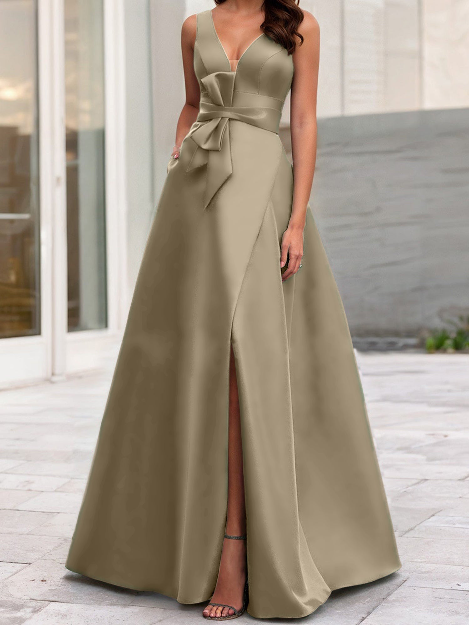 Vestidos de madre de la novia de corte A/princesa, escote en V, sin mangas, con abertura lateral