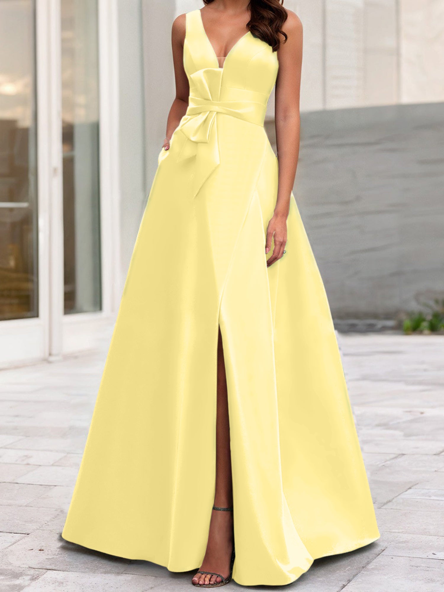 Vestidos de madre de la novia de corte A/princesa, escote en V, sin mangas, con abertura lateral