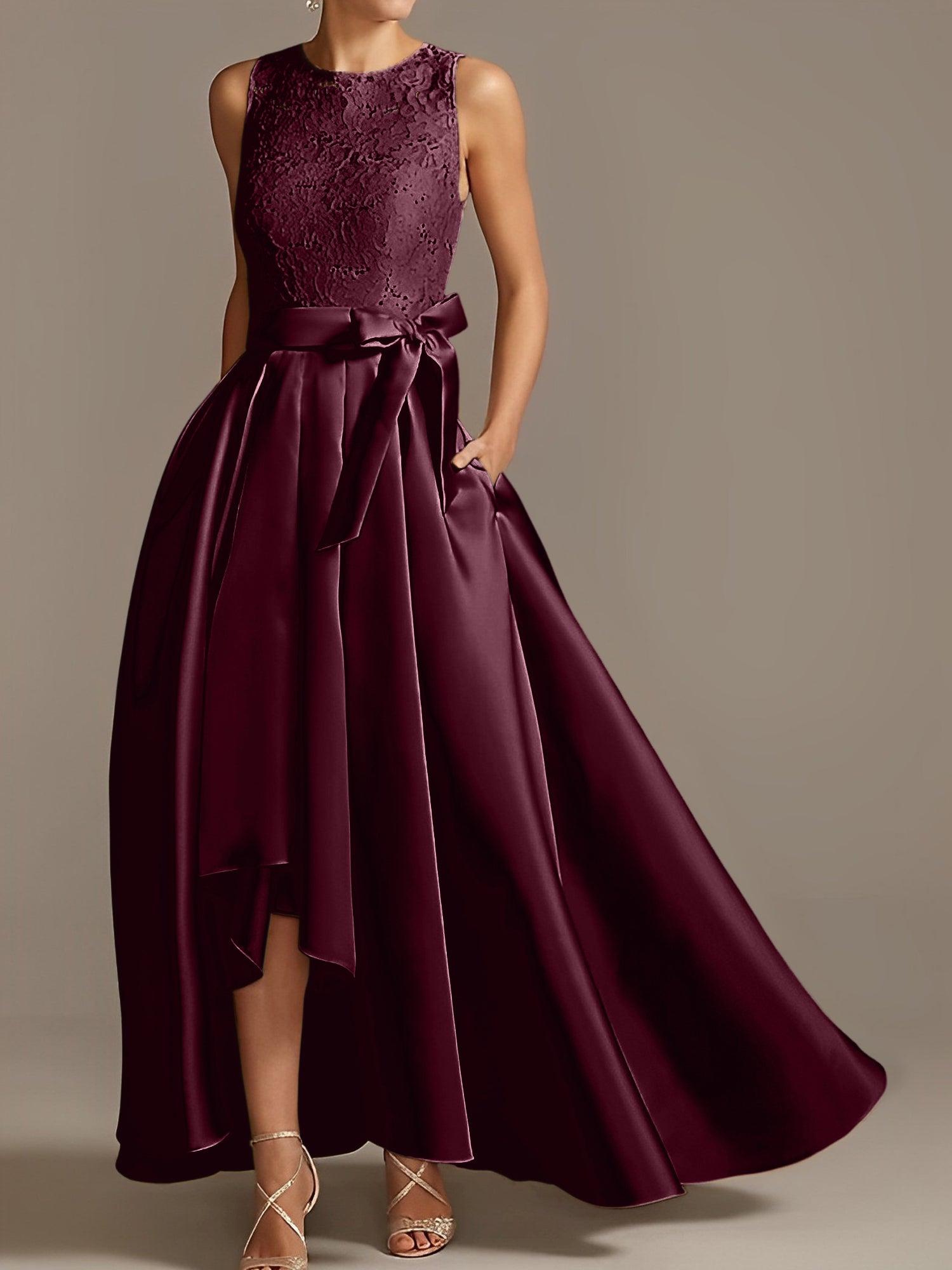 Vestidos de madre de la novia de corte A/princesa, sin mangas, con escote joya y encaje plisado