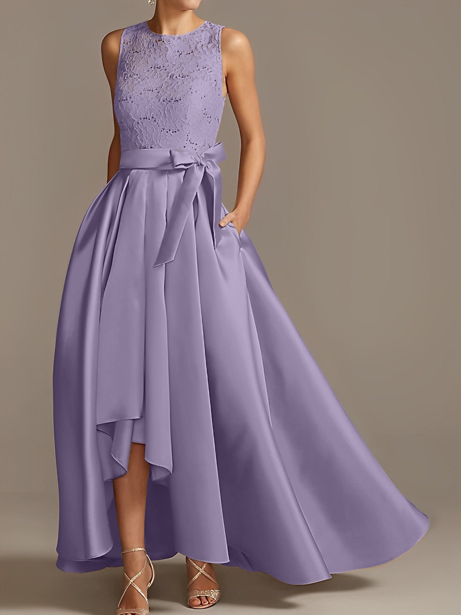 Vestidos de madre de la novia de corte A/princesa, sin mangas, con escote joya y encaje plisado