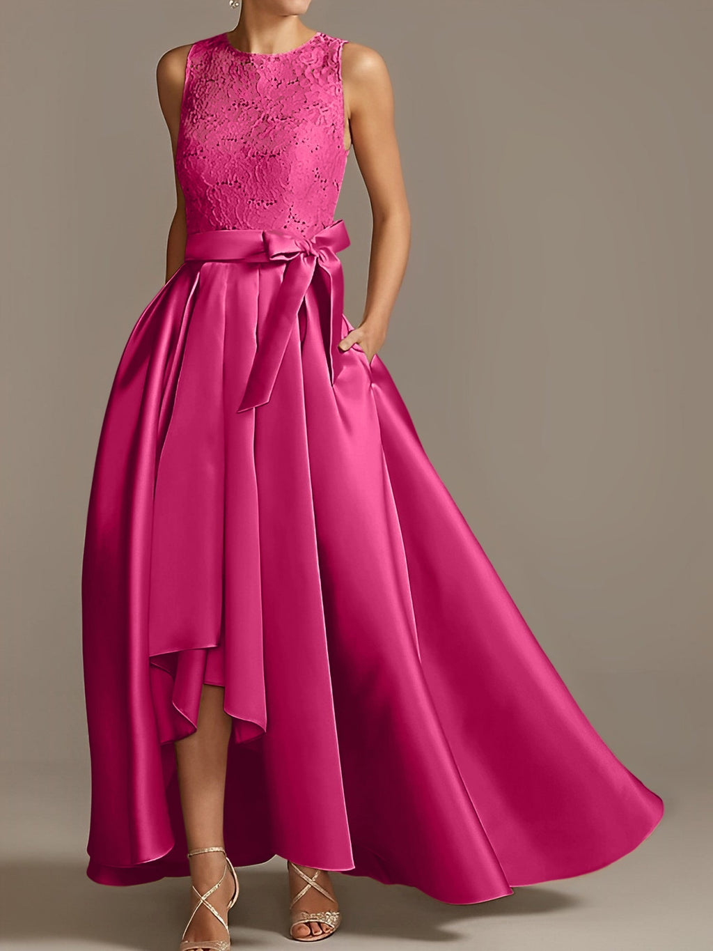 Vestidos de madre de la novia de corte A/princesa, sin mangas, con escote joya y encaje plisado