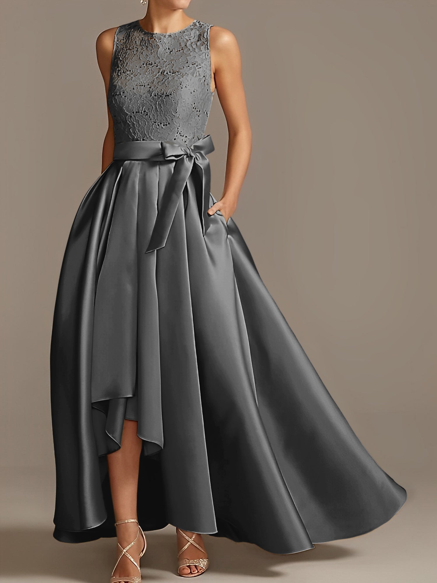 Vestidos de madre de la novia de corte A/princesa, sin mangas, con escote joya y encaje plisado