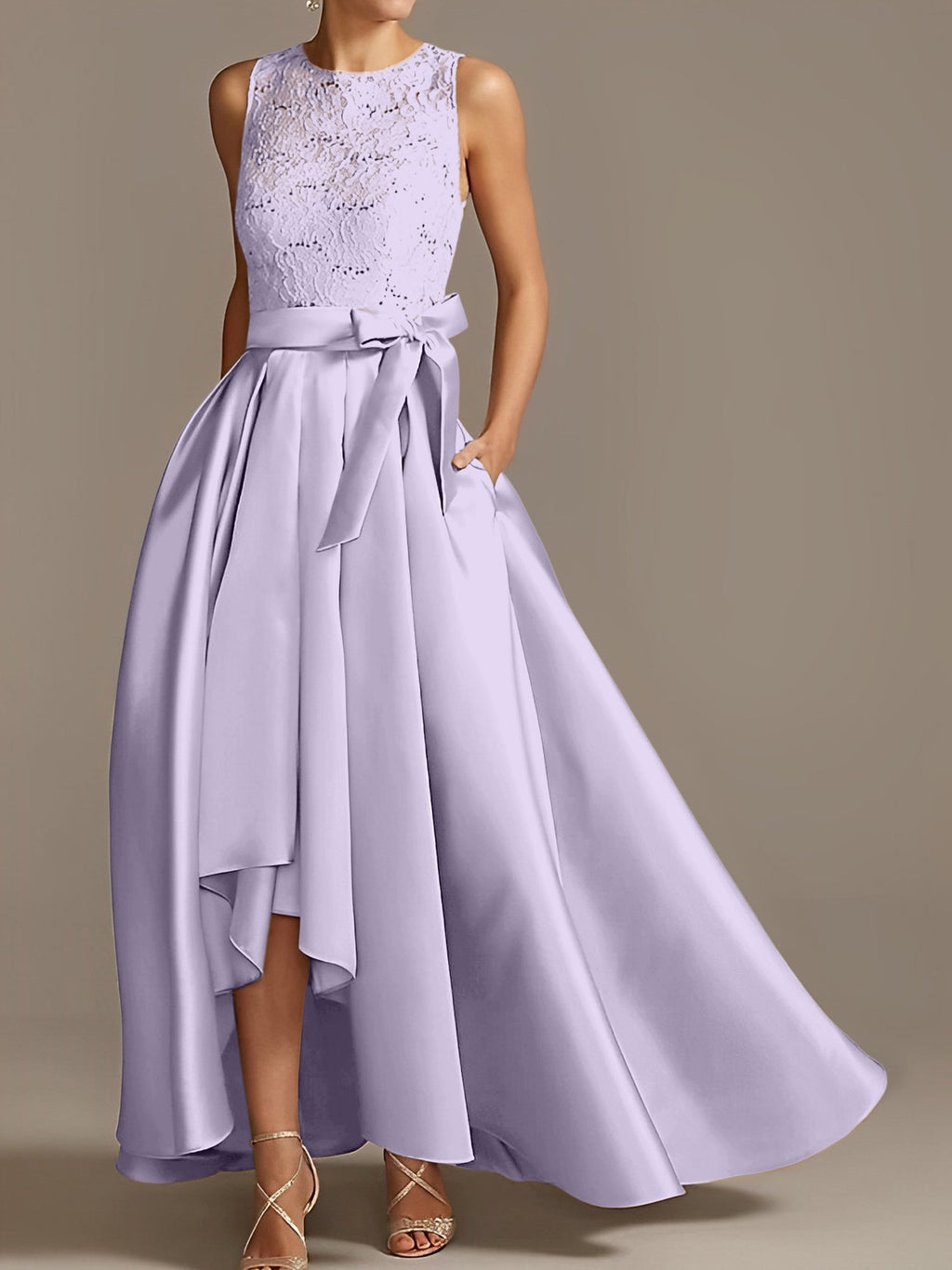 Vestidos de madre de la novia de corte A/princesa, sin mangas, con escote joya y encaje plisado
