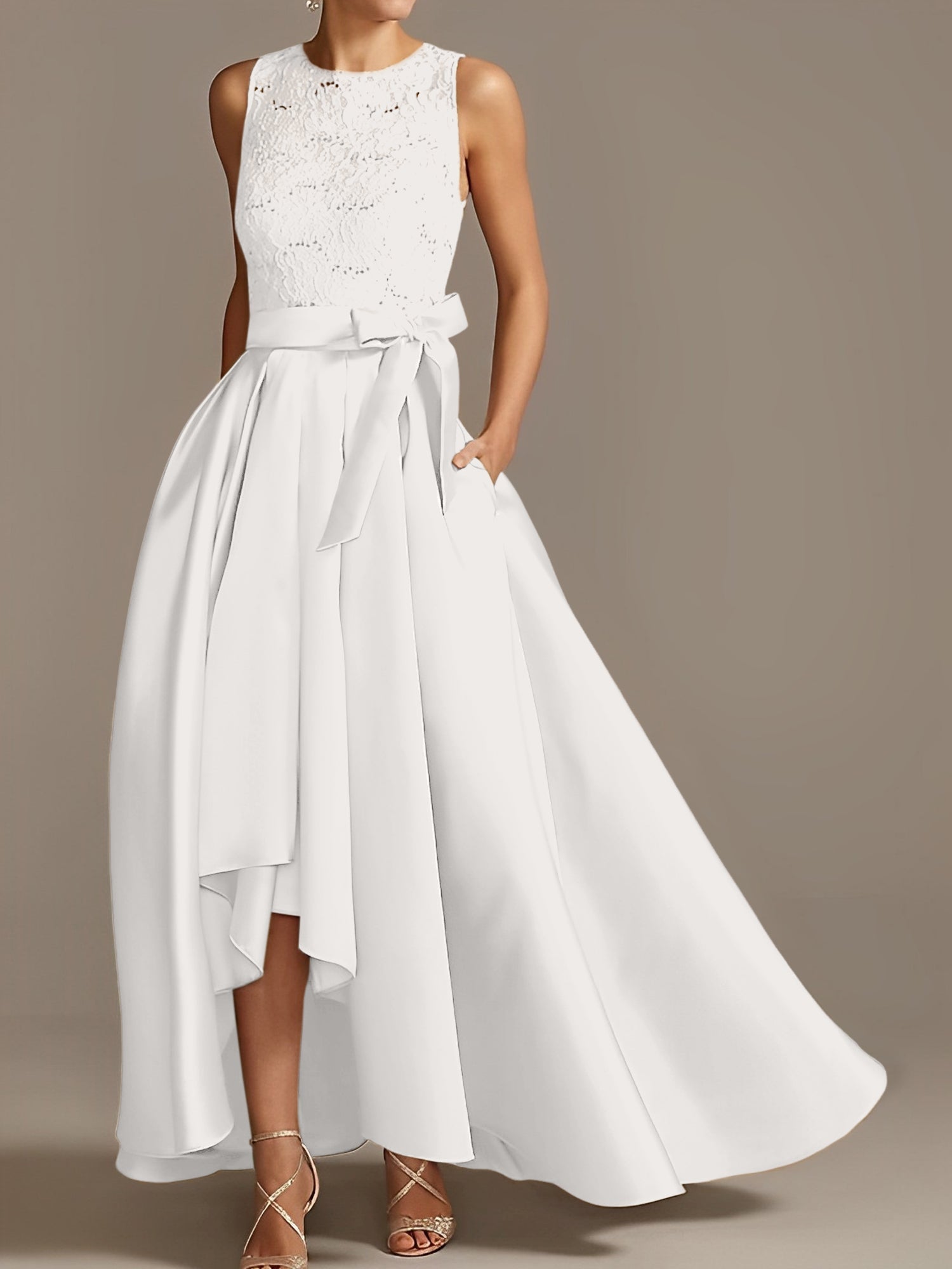 Vestidos de madre de la novia de corte A/princesa, sin mangas, con escote joya y encaje plisado