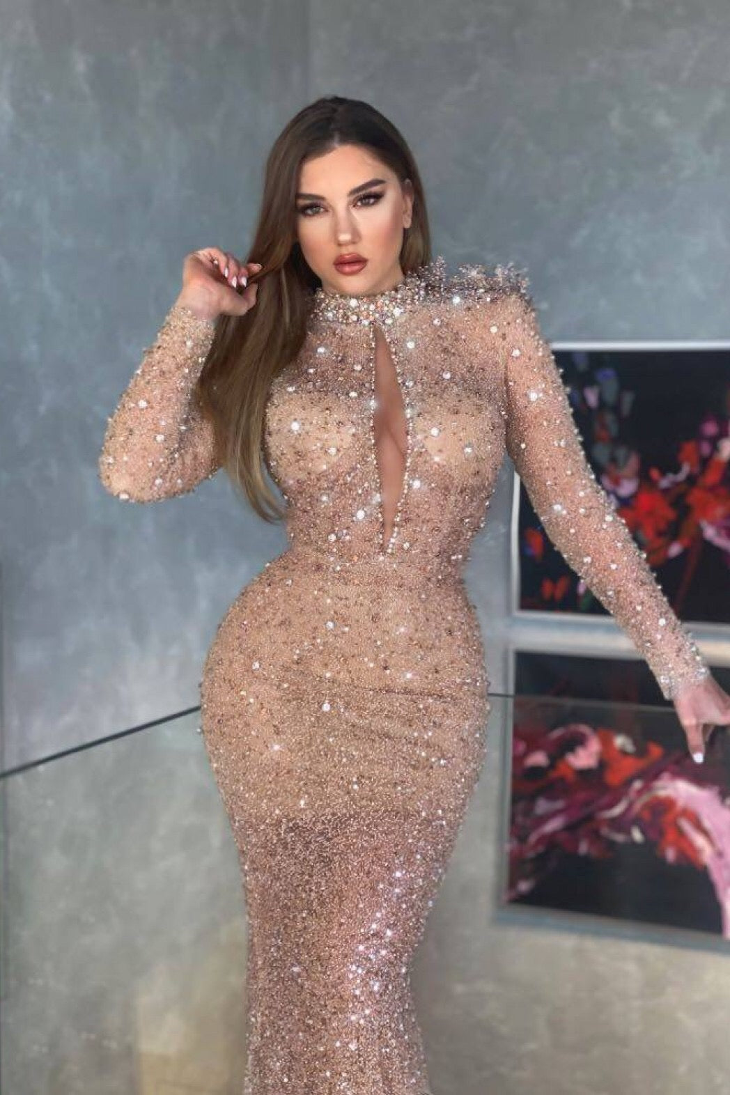 Vestido de fiesta largo de sirena con cuello alto, lentejuelas y mangas