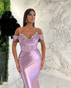 Langes Meerjungfrau-Abendkleid aus Satin mit Spaghettiträgern und Herzausschnitt