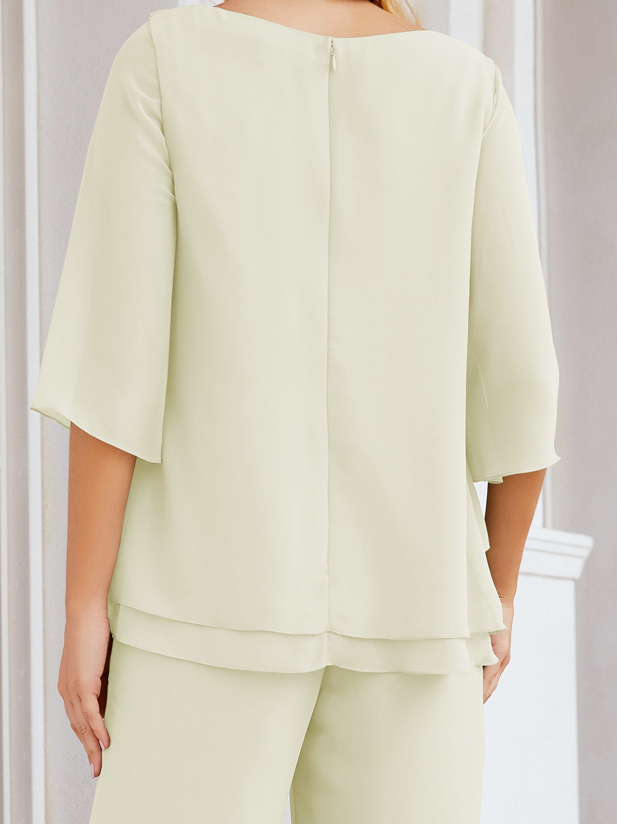 Elegante vestido de dos piezas para madre de la novia, talla grande, pantalón, capas con volantes, bata plateada SY28064 