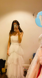 Elegantes weißes mehrlagiges Tüll-Ballkleid Weißes Abendkleid Y6802