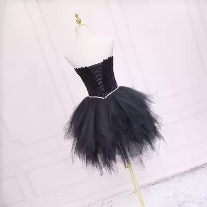 Schwarzes Tüll-Kurzes Homecoming-Kleid Trägerloses Homecoming-Kleid s38