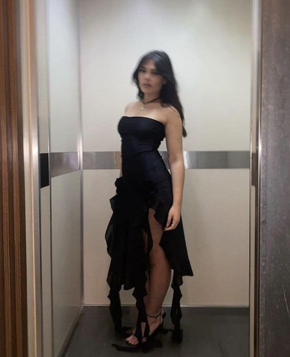 Vestido de noche negro con volantes y corte entallado, de gasa, sin tirantes, Y7765