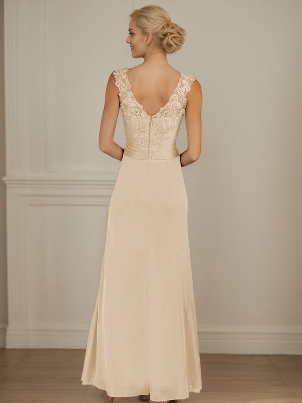 Champagnerfarbenes A-Linien-Kleid mit herzförmigem Ausschnitt und plissiertem Netzstoff