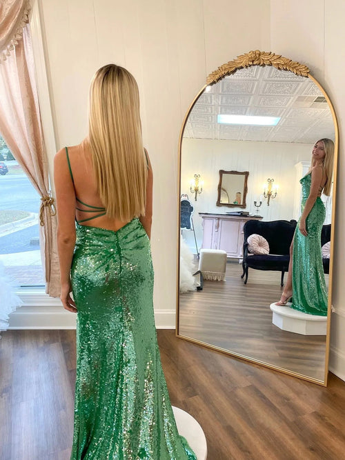 Río | Elegante vestido de fiesta largo con tirantes finos y lentejuelas color salvia