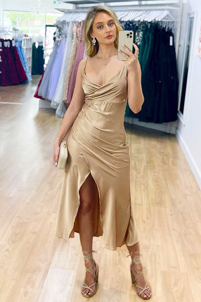 Schlichtes Champagner-Midi-Ballkleid mit V-Ausschnitt