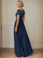 Vestido de gasa azul marino oscuro con escote barco, lentejuelas y corte en A