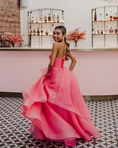 Elisa | Vestido de fiesta de organza rosa claro, corte A, sin tirantes