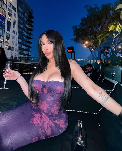 Lila Trägerloses Chiffon-Kleid mit Spitze und Blumenmuster, Etuikleid, Abendkleid, Y8244