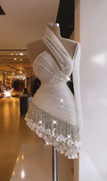Elegante vestido de cóctel blanco de un solo hombro con flecos, minivestido de fiesta por encima de la rodilla Y874
