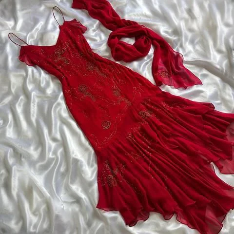 Wunderschönes Perlen-Ballkleid in Rot aus Chiffon mit Meerjungfrau-Motiv, Abendkleid, Partykleid Y7527