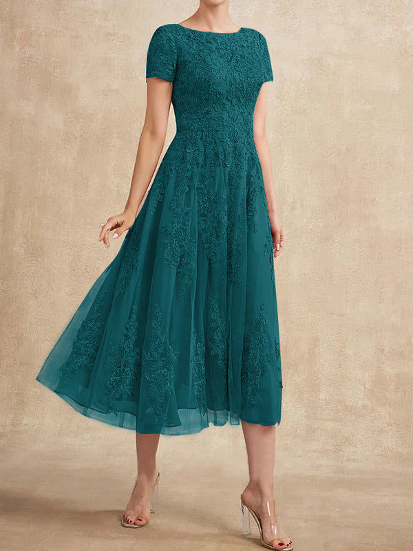 Vestido de madre de la novia de tul con encaje y corte en A, largo hasta la rodilla