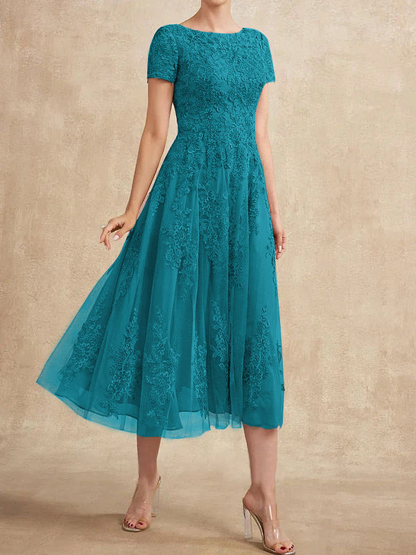 Vestido de madre de la novia de tul con encaje y corte en A, largo hasta la rodilla