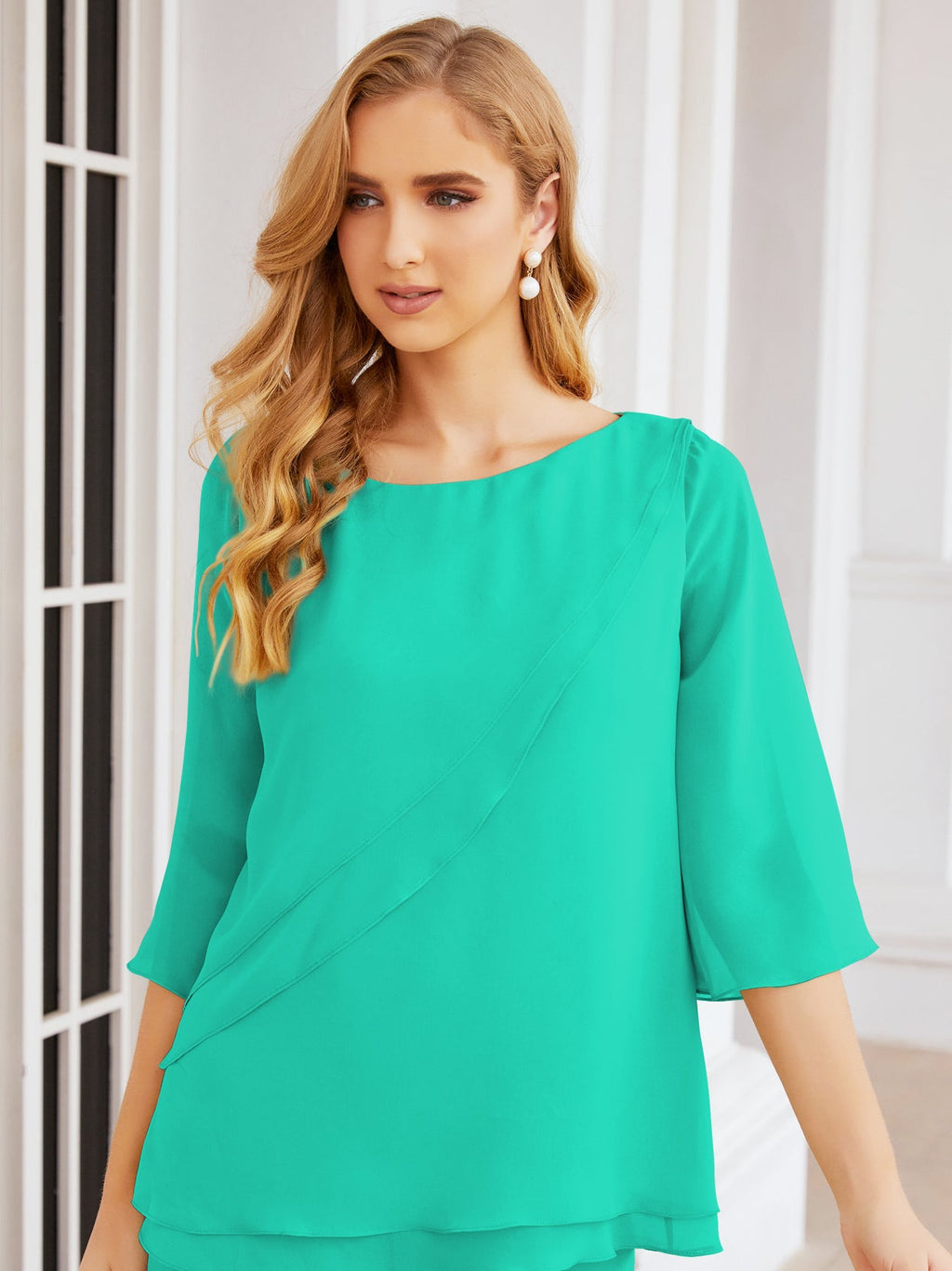 Elegante vestido de dos piezas para madre de la novia, talla grande, pantalón, capas con volantes, bata plateada SY28064 