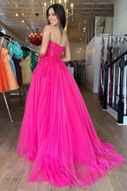 Amora | Vestido de fiesta largo sin tirantes, corte A, de tul rosa intenso y encaje