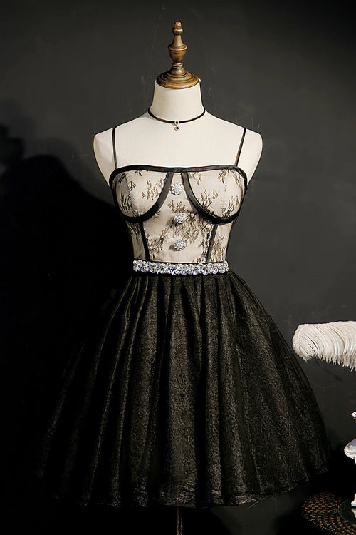 Vestidos de fiesta cortos de tul con tirantes finos y encaje elegante
