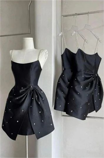 Schickes schwarzes kurzes Ballkleid Satinkleid Homecoming-Kleid mit Perlen Y7654
