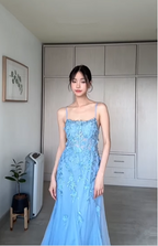 Vestido de noche largo estilo sirena con apliques de tul azul elegante Y8156