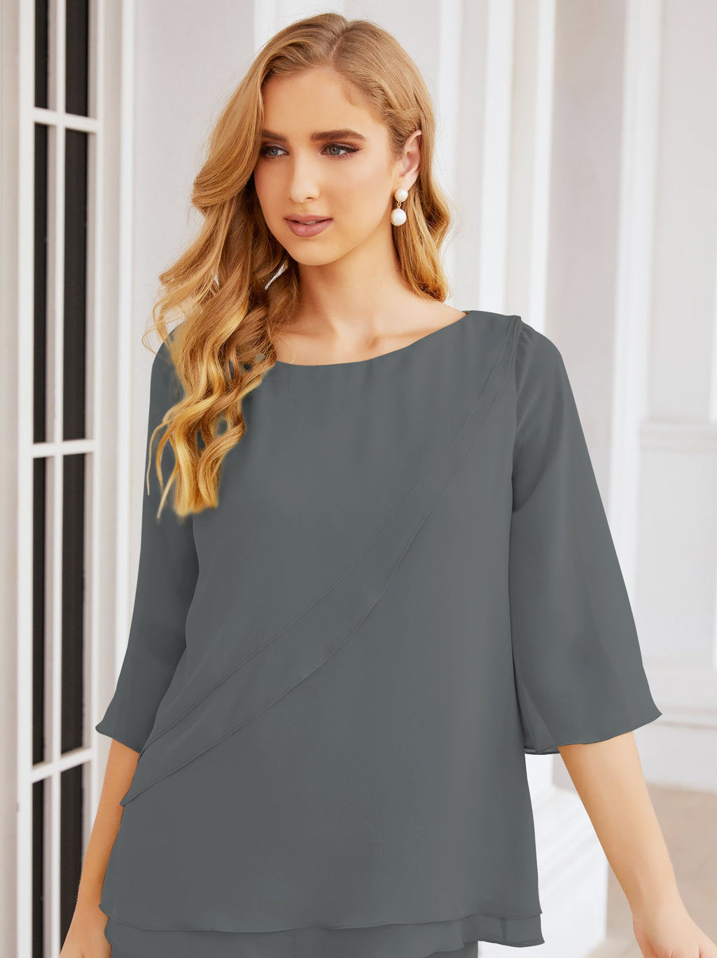 Elegante vestido de dos piezas para madre de la novia, talla grande, pantalón, capas con volantes, bata plateada SY28064 