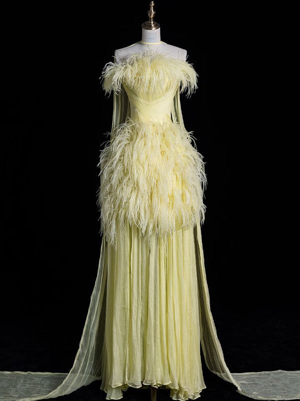 Wunderschönes trägerloses Abendkleid mit Tüllfedern, Gelb, formelles Abendkleid Y8007