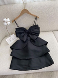 Precioso vestido negro de fiesta. Vestido de cóctel negro Y2359.
