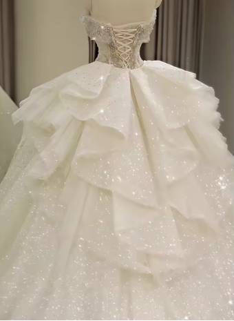Schulterfreie Brautkleider, großes Schleppkleid mit Prinzessinnenschwanz, rückenfreies weißes Brautkleid Y6868