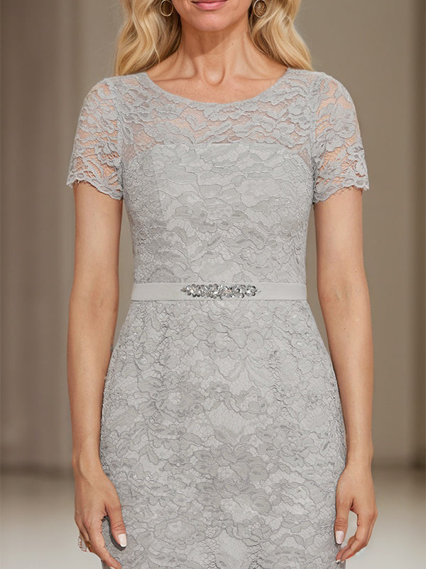 Vestido de gasa con encaje y cuentas para madre de la novia, largo hasta la rodilla, con escote redondo y corte columna