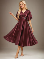 A-Linie V-Ausschnitt Wadenlanges Stretch Satin Kleid für die Brautmutter mit Perlenbesatz Plissee 