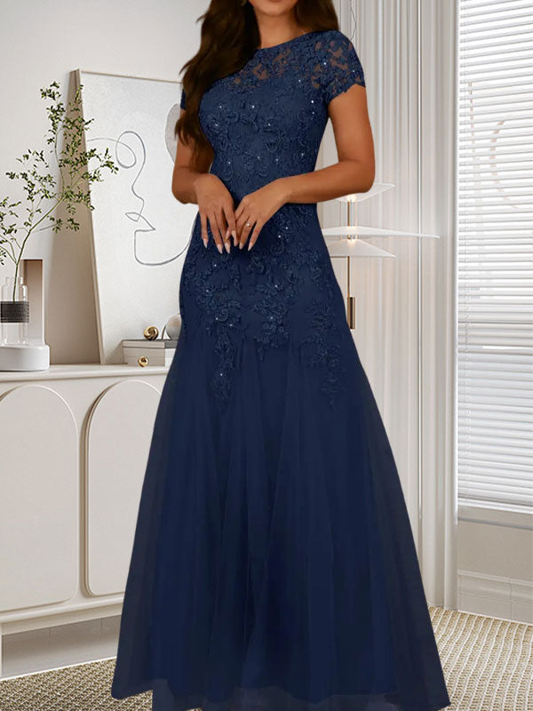 Vestido de tul con lentejuelas y escote redondo de sirena en azul marino oscuro