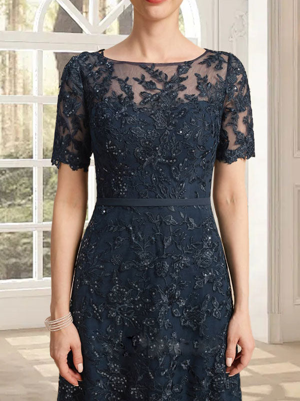 Vestido de madre de la novia de encaje con lentejuelas, corte A, escote ilusión y largo hasta la rodilla