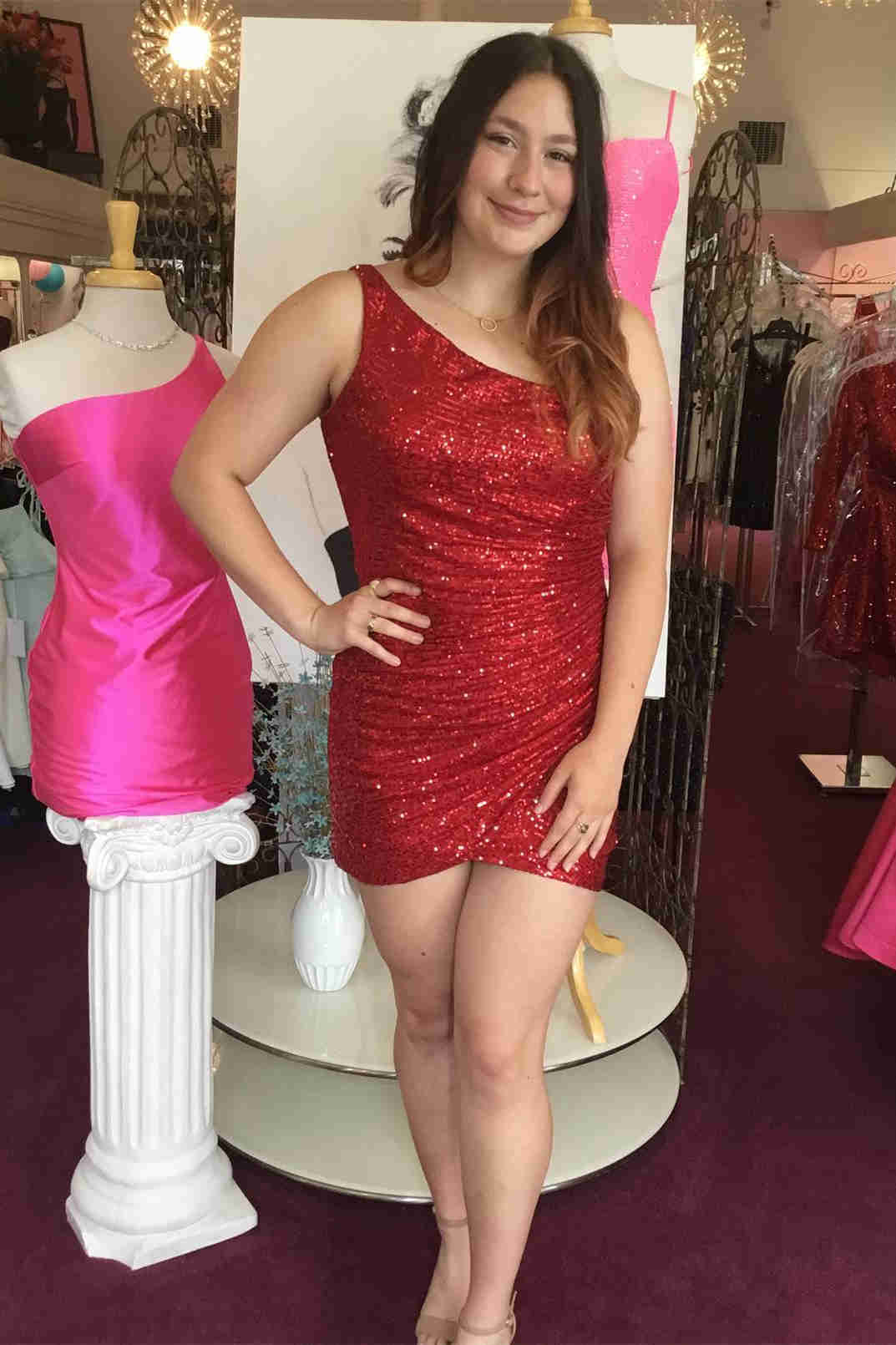Ursuline | Vestido de fiesta plisado de un solo hombro y ajustado
