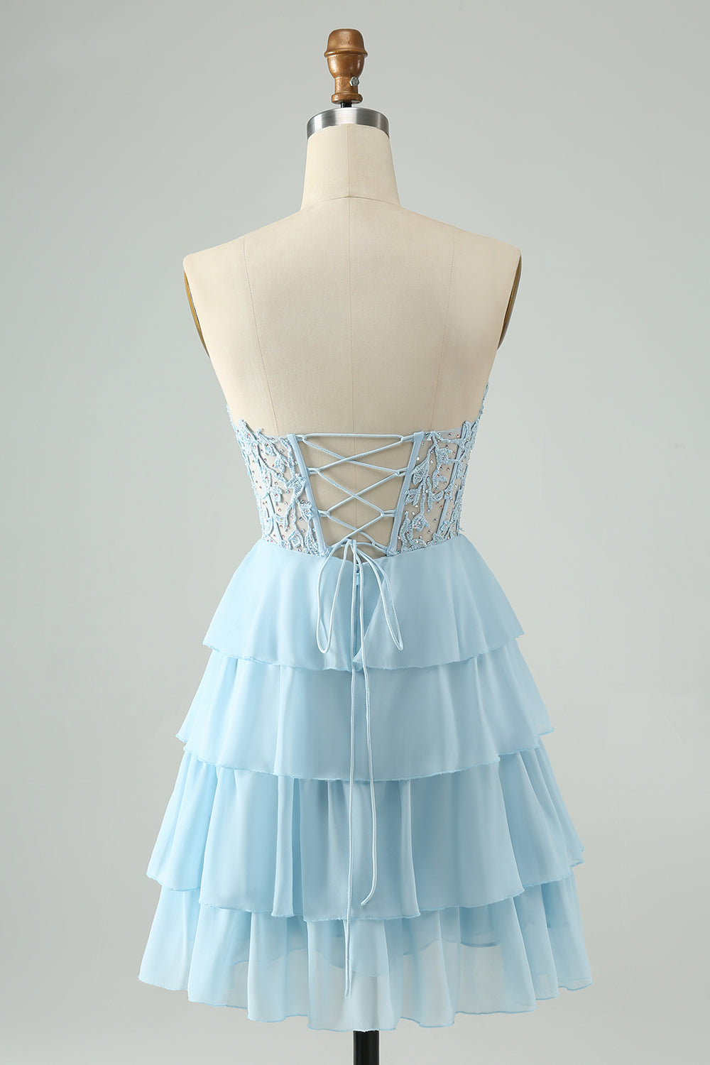 A-Linie Herzausschnitt Stufenkleid Hellblau Kurzes Homecoming-Kleid mit Applikationen