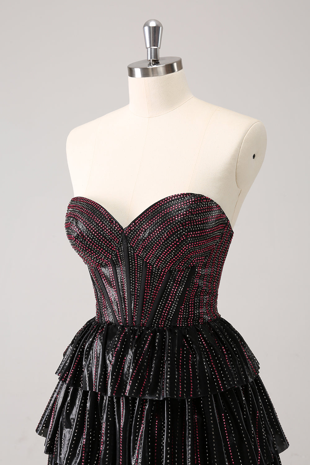 Lindo vestido de fiesta corto con escote en forma de A, corsé y escote en forma de corazón, en negro y rosa, con cuentas