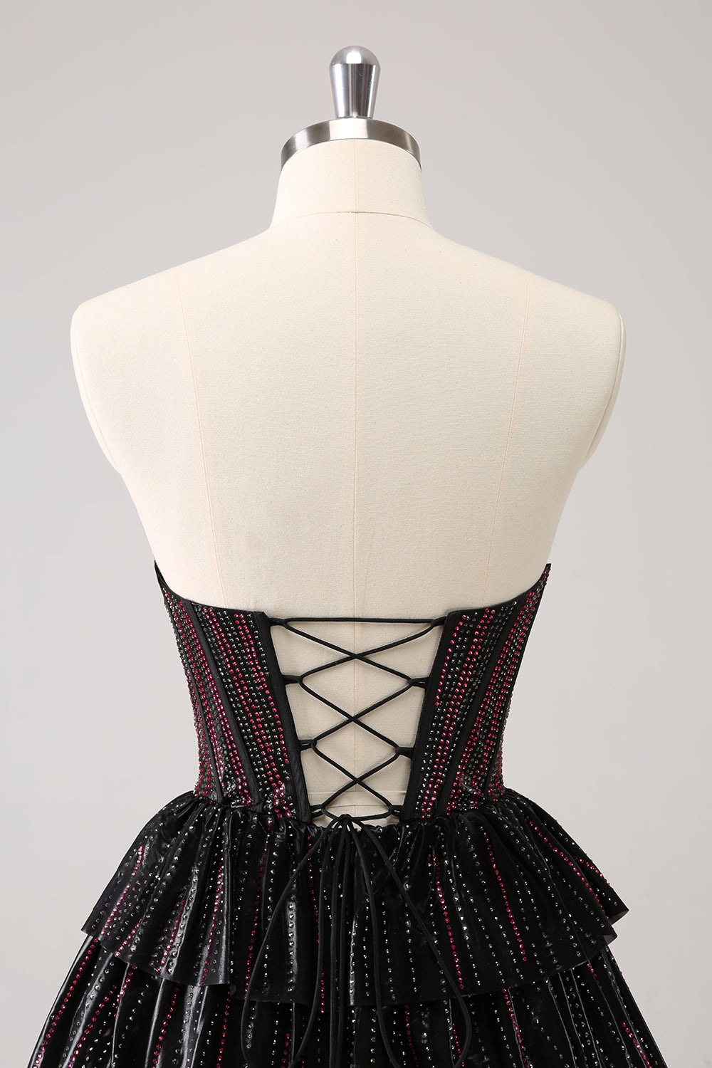 Lindo vestido de fiesta corto con escote en forma de A, corsé y escote en forma de corazón, en negro y rosa, con cuentas