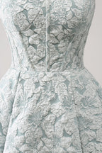 Lindo vestido de fiesta corto con corsé en forma de A, corte en A, color gris y verde