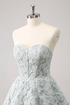 Lindo vestido de fiesta corto con corsé en forma de A, corte en A, color gris y verde
